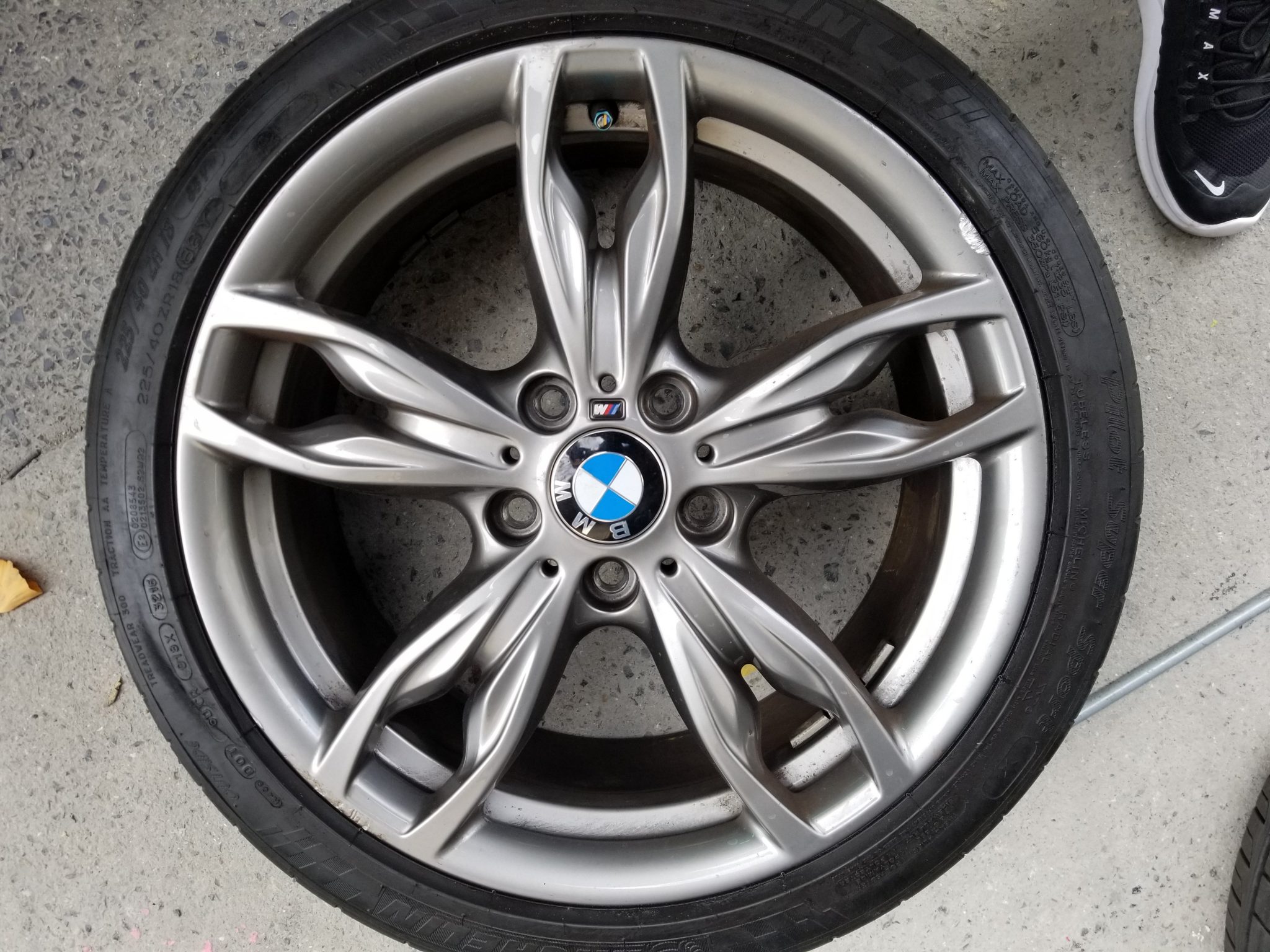 BMWのホイール修理