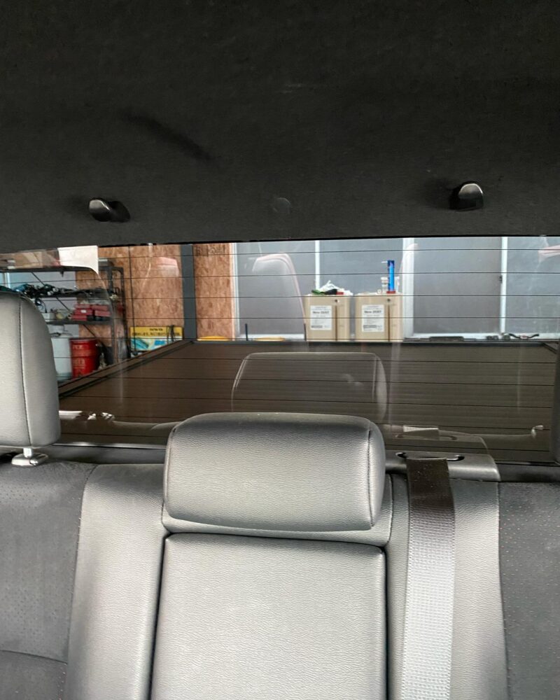 トヨタ ハイラックス アルパイン製インナーミラー取り付け